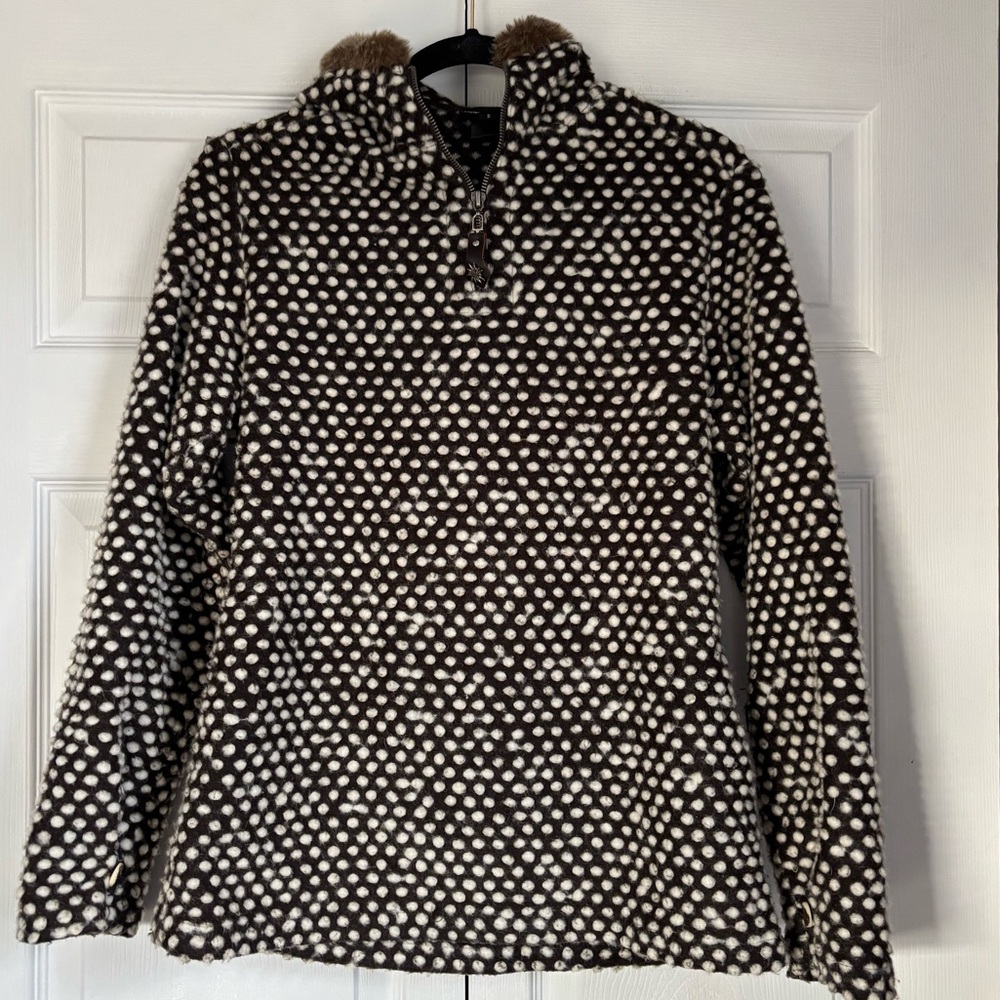 Athleta sweater